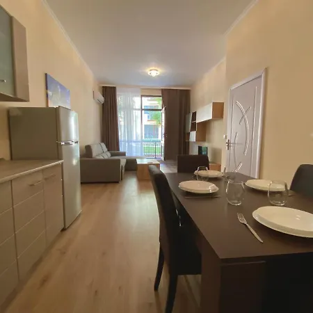 Ramay Apart-complex Св. Св. Константин и Елена