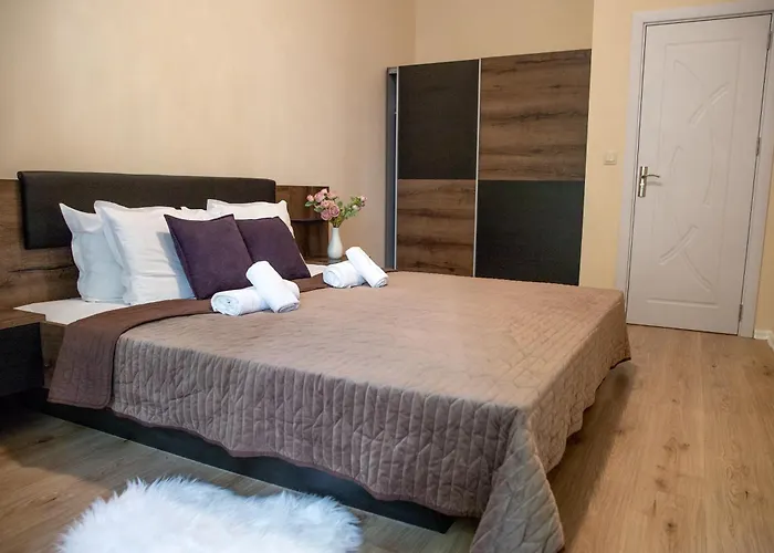 Ramay Apart-complex Daire Aziz Konstantin ve Elena